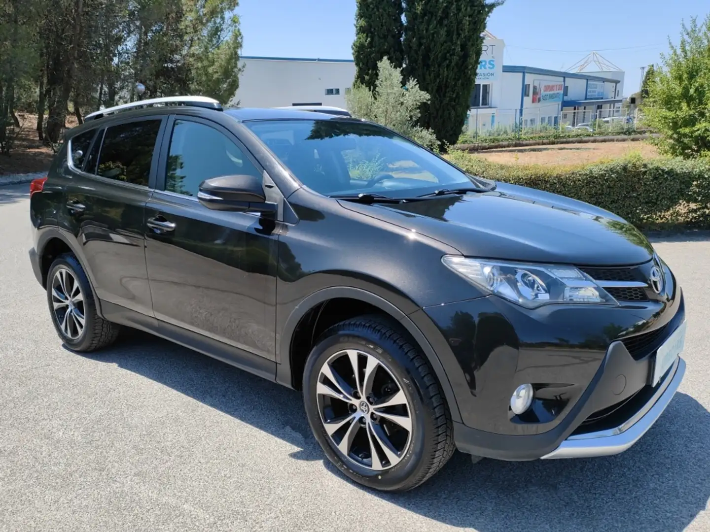 Toyota RAV 4 120D Advance 4x2 Negro - 2