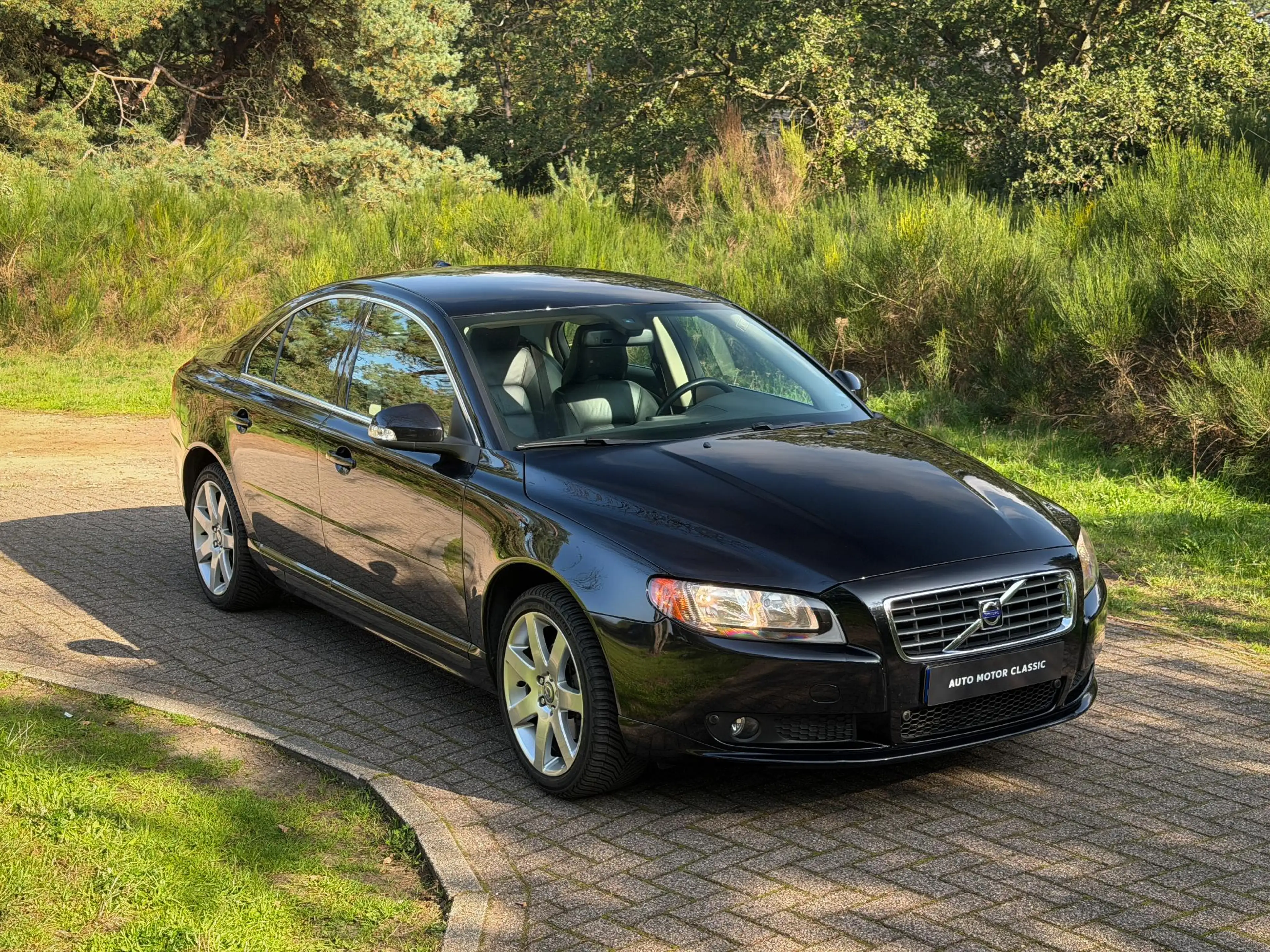 Volvo S80 2.5 T Momentum | Black Sapphire | Youngtimer — photo 8