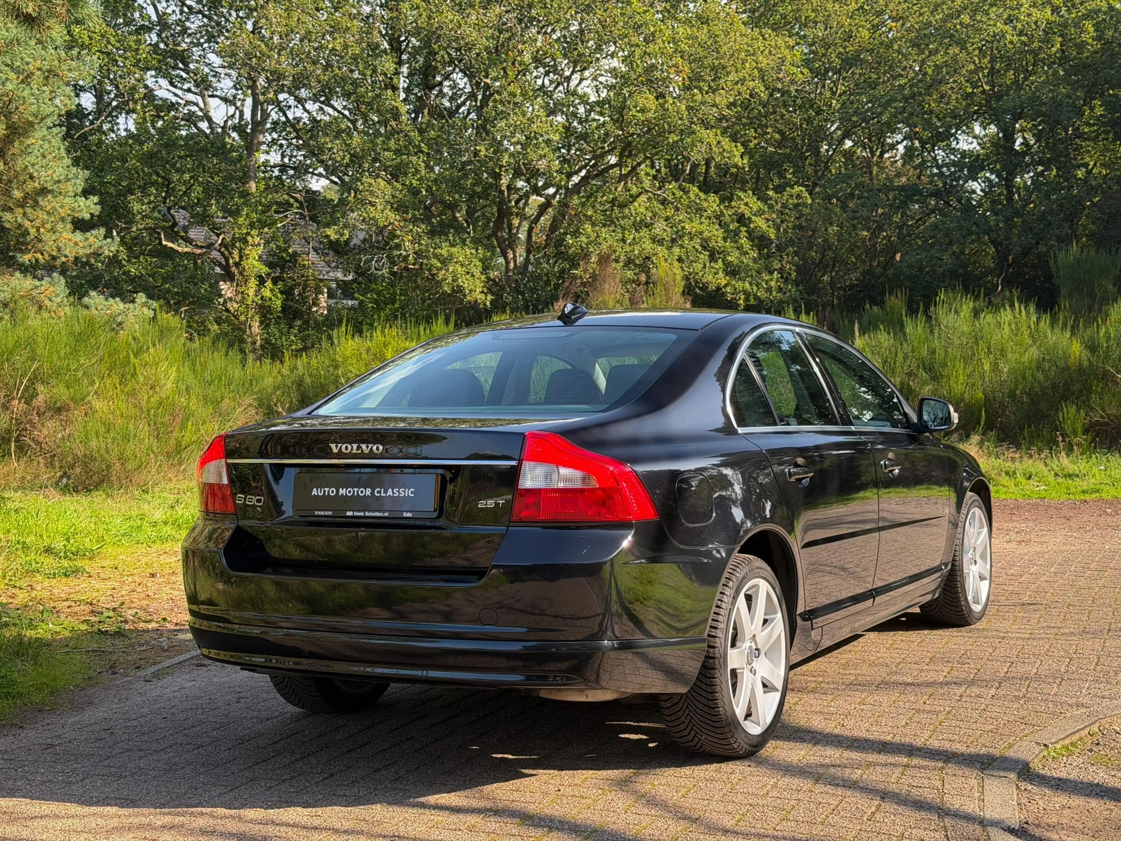 Volvo S80 2.5 T Momentum | Black Sapphire | Youngtimer — photo 5