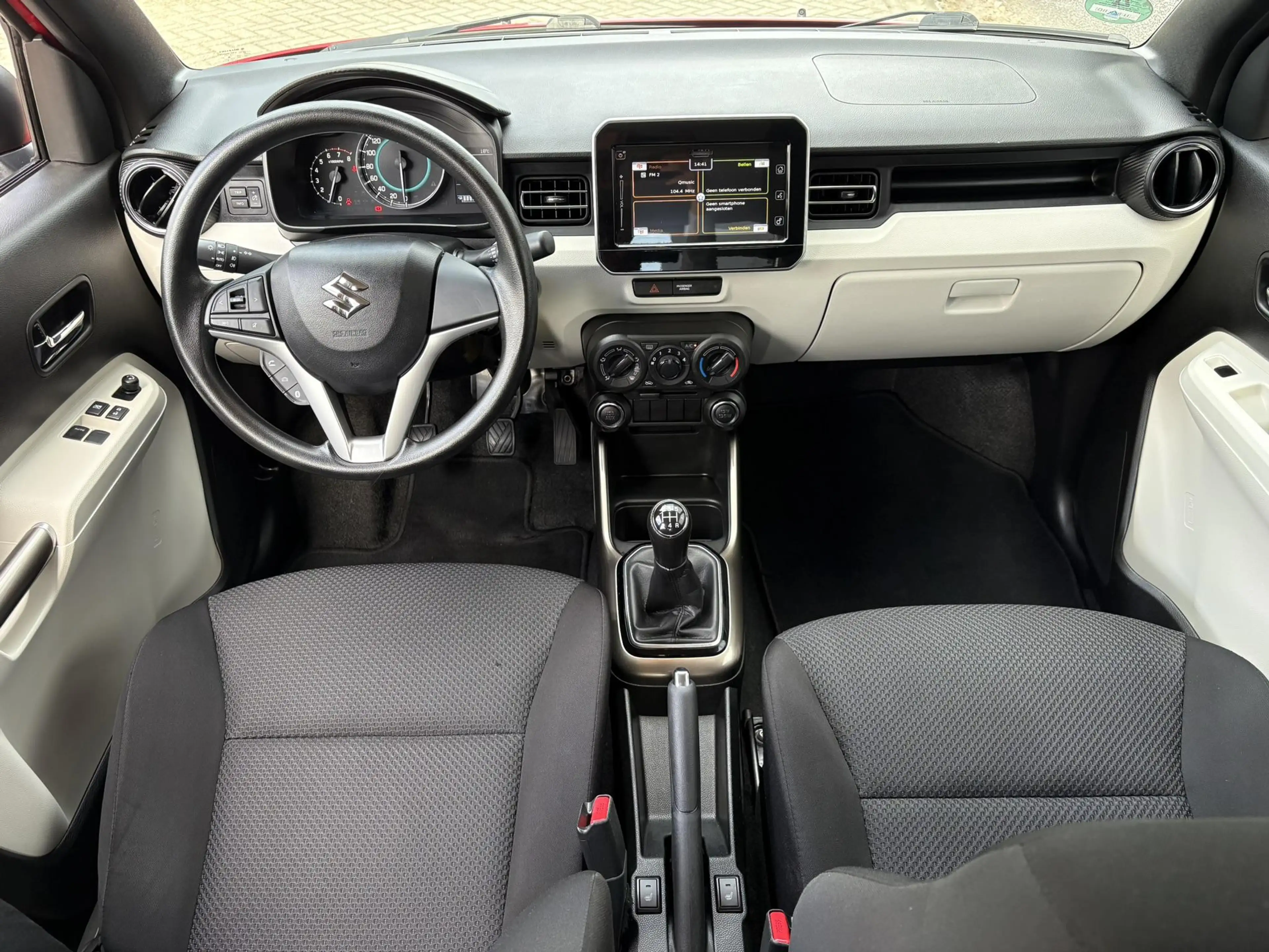 Suzuki Ignis 1.2 Stijl Intro | Stoelverwarming | Airco | Lichtm — photo 12