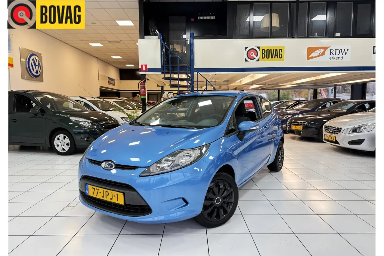 Ford Fiesta 1.25 Limited Airco Nieuw APK Blauw - 1