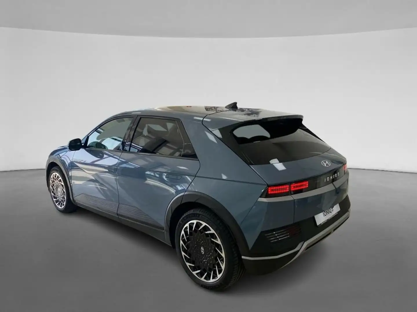 Hyundai IONIQ 5 160 kW (217 CV) 2WD UltraTech Pack Solar Sky Azul - 2