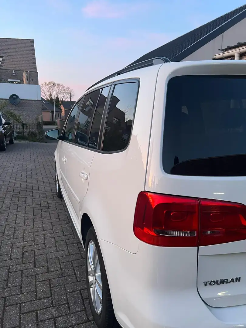 Volkswagen Touran Touran 1.4 TSI EcoFuel Highline White - 2