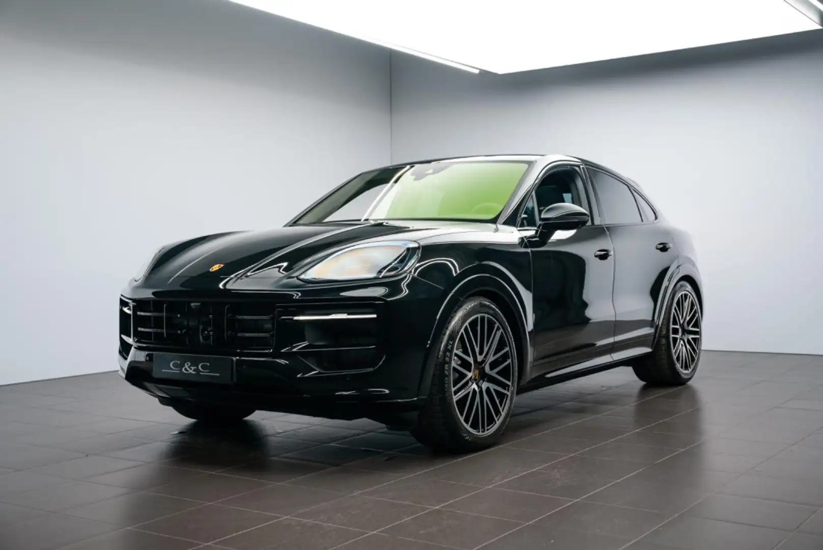 Porsche Cayenne Coupé GTS REAR AXLE/HUD/360/PASS DISPL Černá - 1