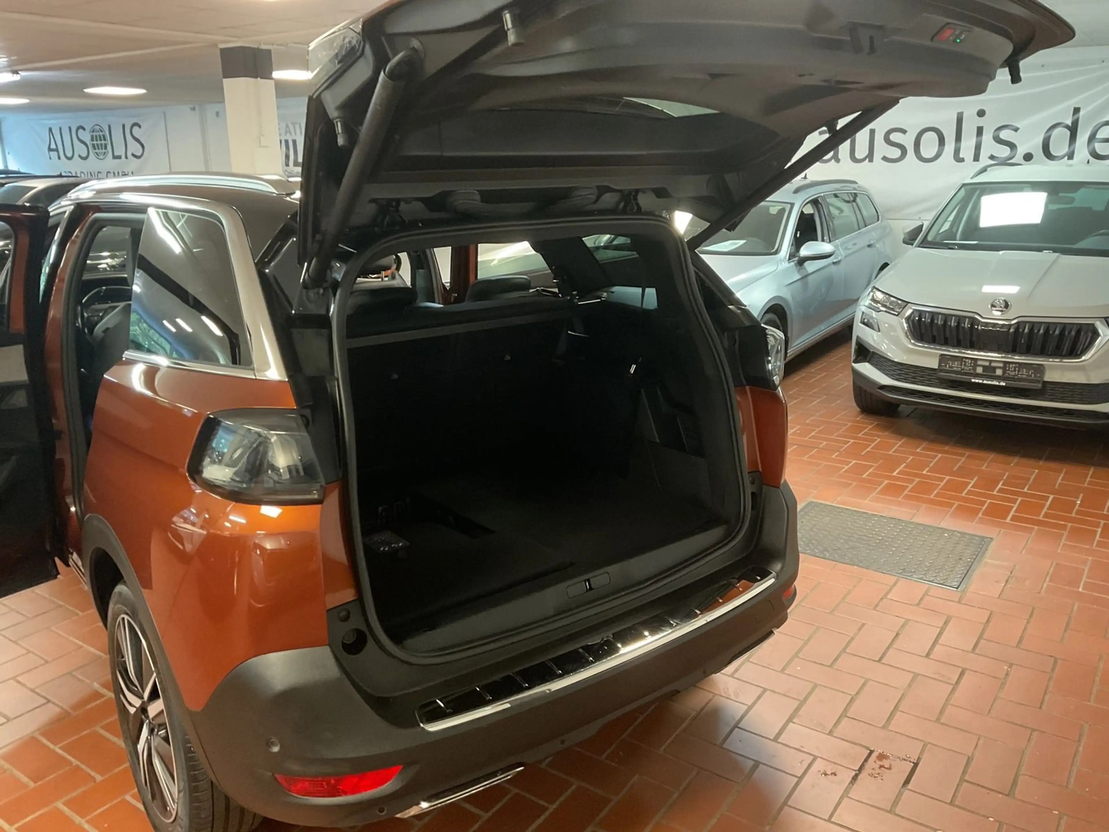Peugeot 5008 GT PACK Navi,7.SITZER,Kamera — photo 10
