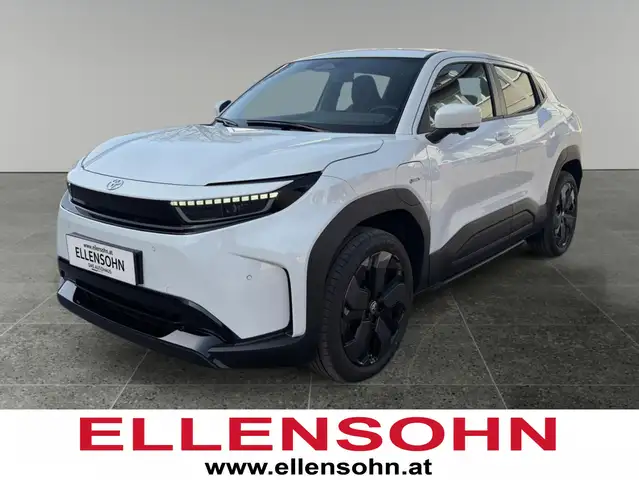 Toyota Urban Cruiser Urban Cruiser BEV 4x4 Lounge 135 kW