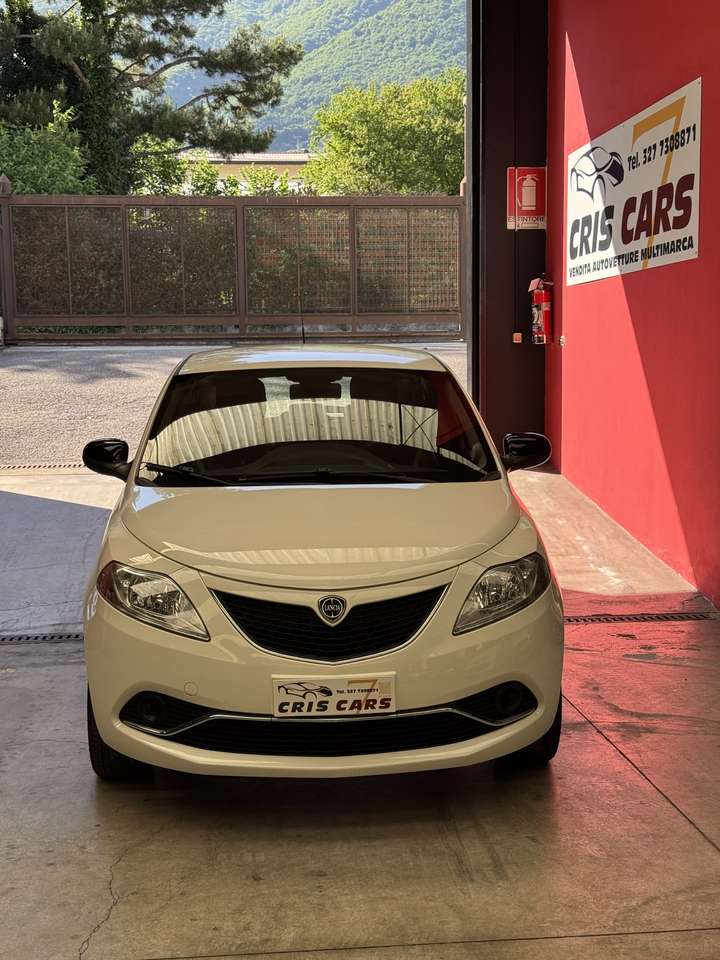Lancia Ypsilon Ypsilon 1.2 Platinum 69cv my16