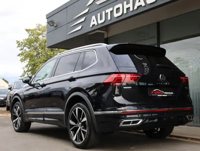 Volkswagen Tiguan Allspace view 9