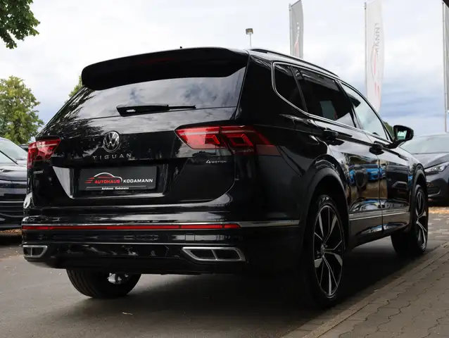 Volkswagen Tiguan Allspace view 12