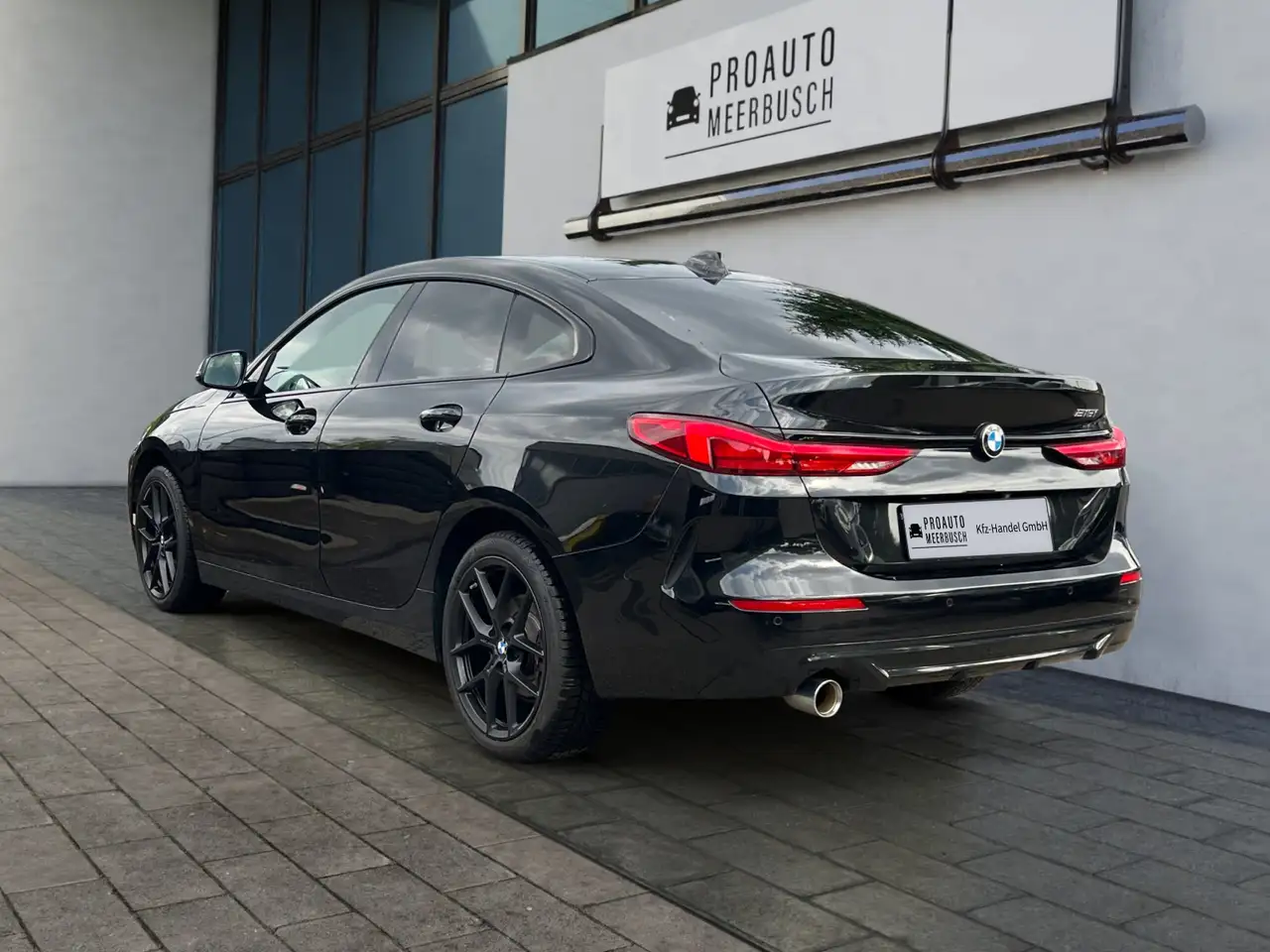 BMW 218 i Gran Coupe Sport Line HIFI/PANO/ADAPTLED/RFK, миниатюра 2