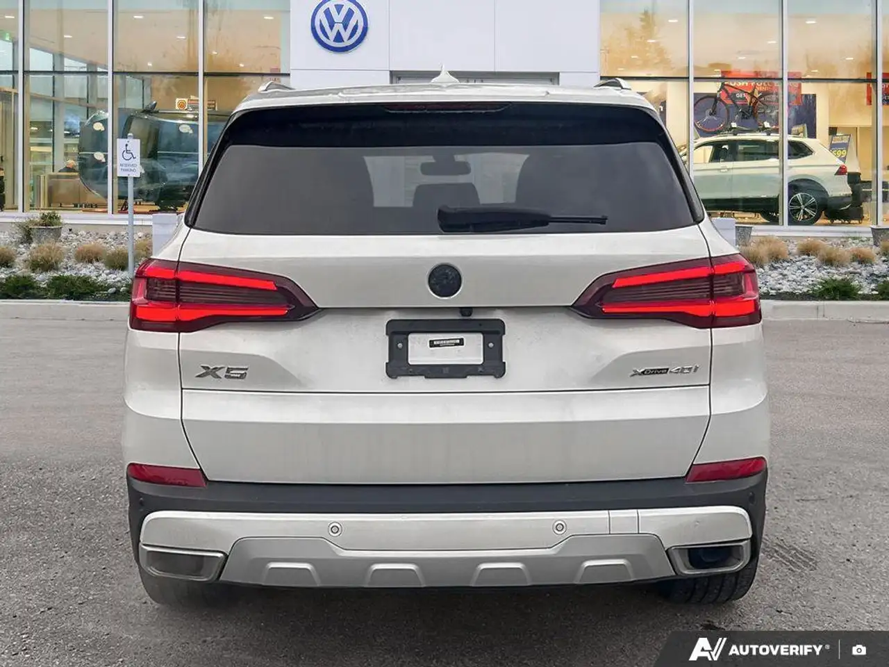 BMW X5 снимка BMW X5