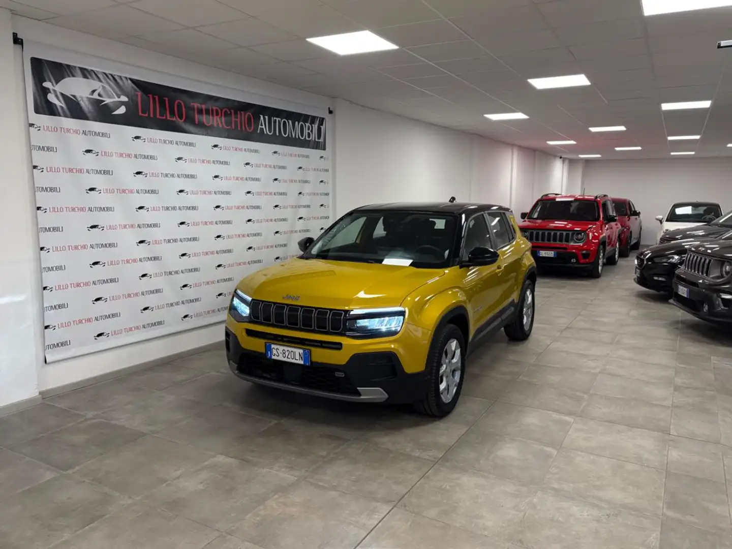 Jeep Avenger 1.2 Turbo 100 CV Altitude FULL LED Jaune - 1