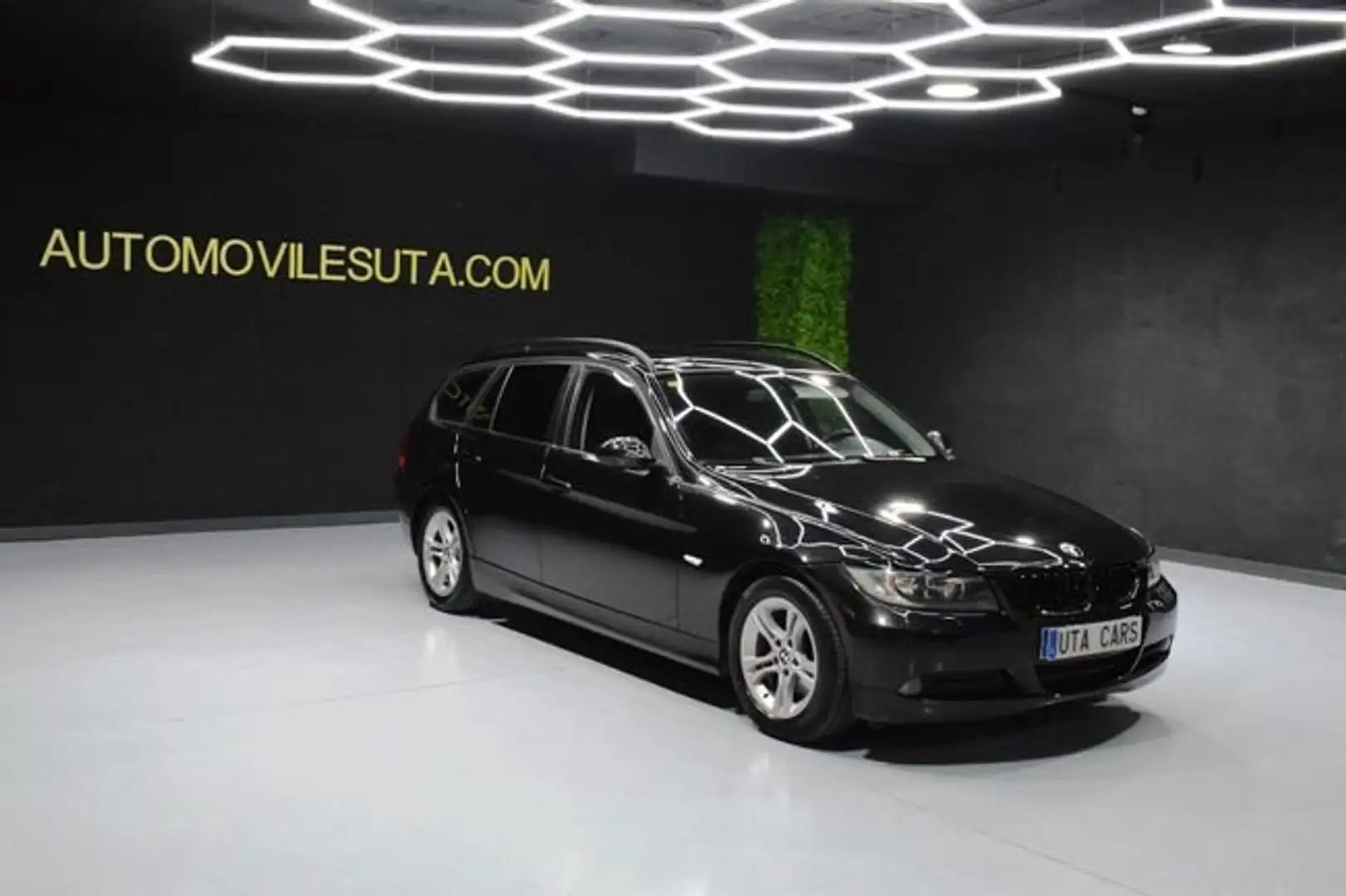 BMW 320 320d Touring Negro - 2