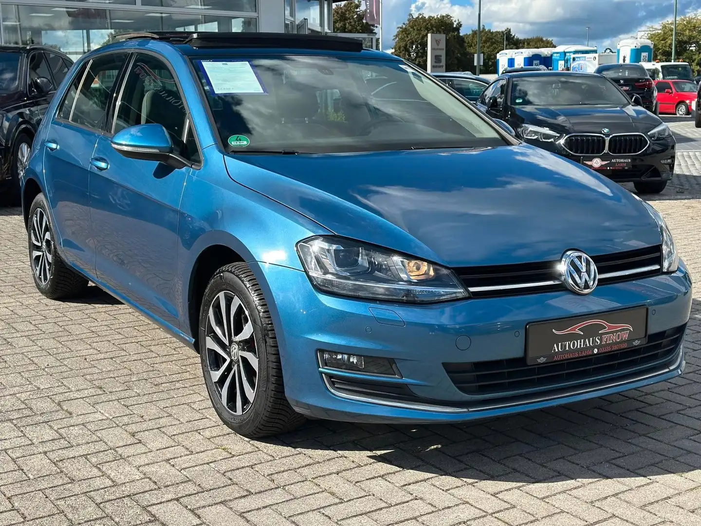 Volkswagen Golf VII 1.4 TSI DSG"Highline"PANO"BI-XENON"SHZ" Blau - 2