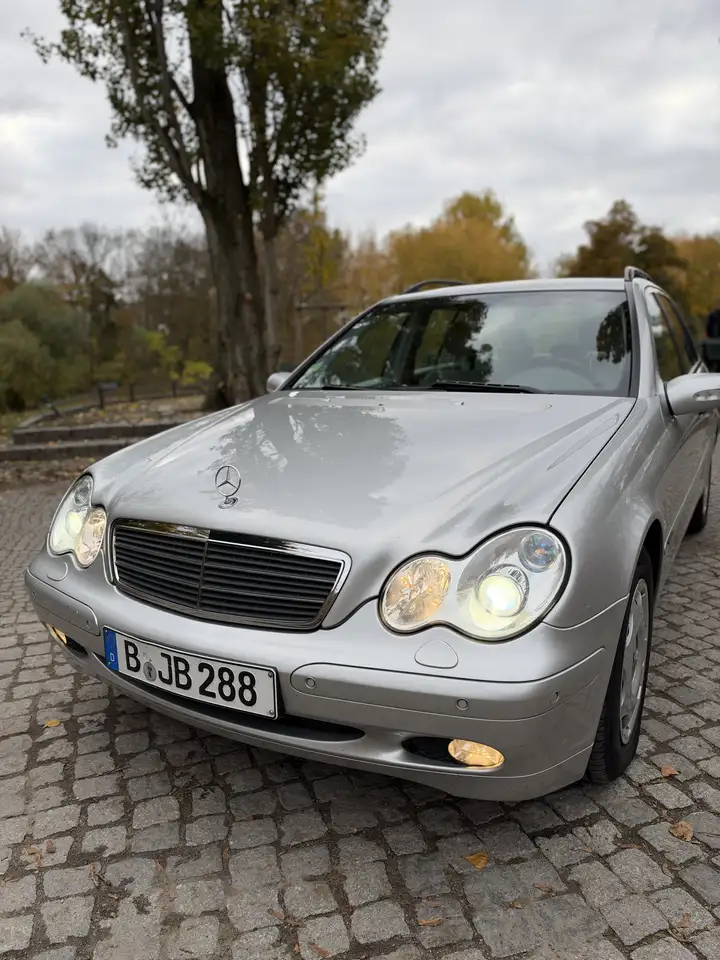 Mercedes-Benz C 180