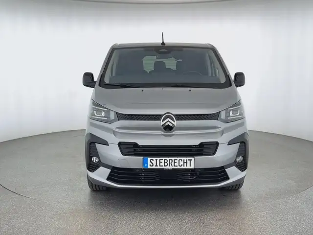 Citroen Spacetourer view 2