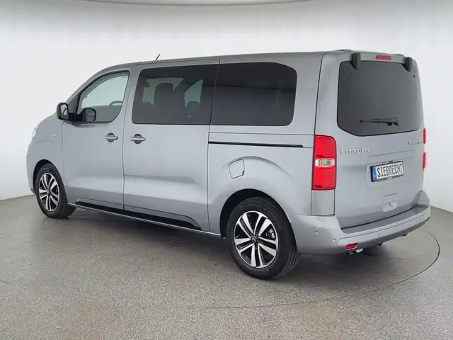 Citroen Spacetourer view 4