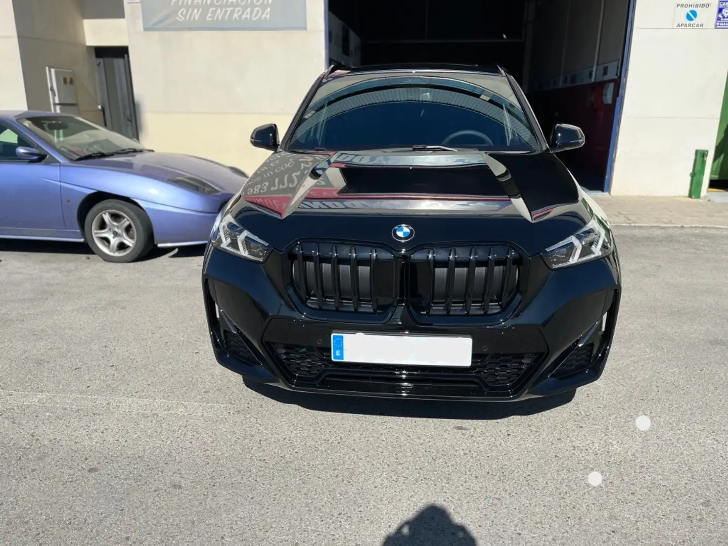 BMW X1 sDrive 18dA M Sport Pro Negro - 2