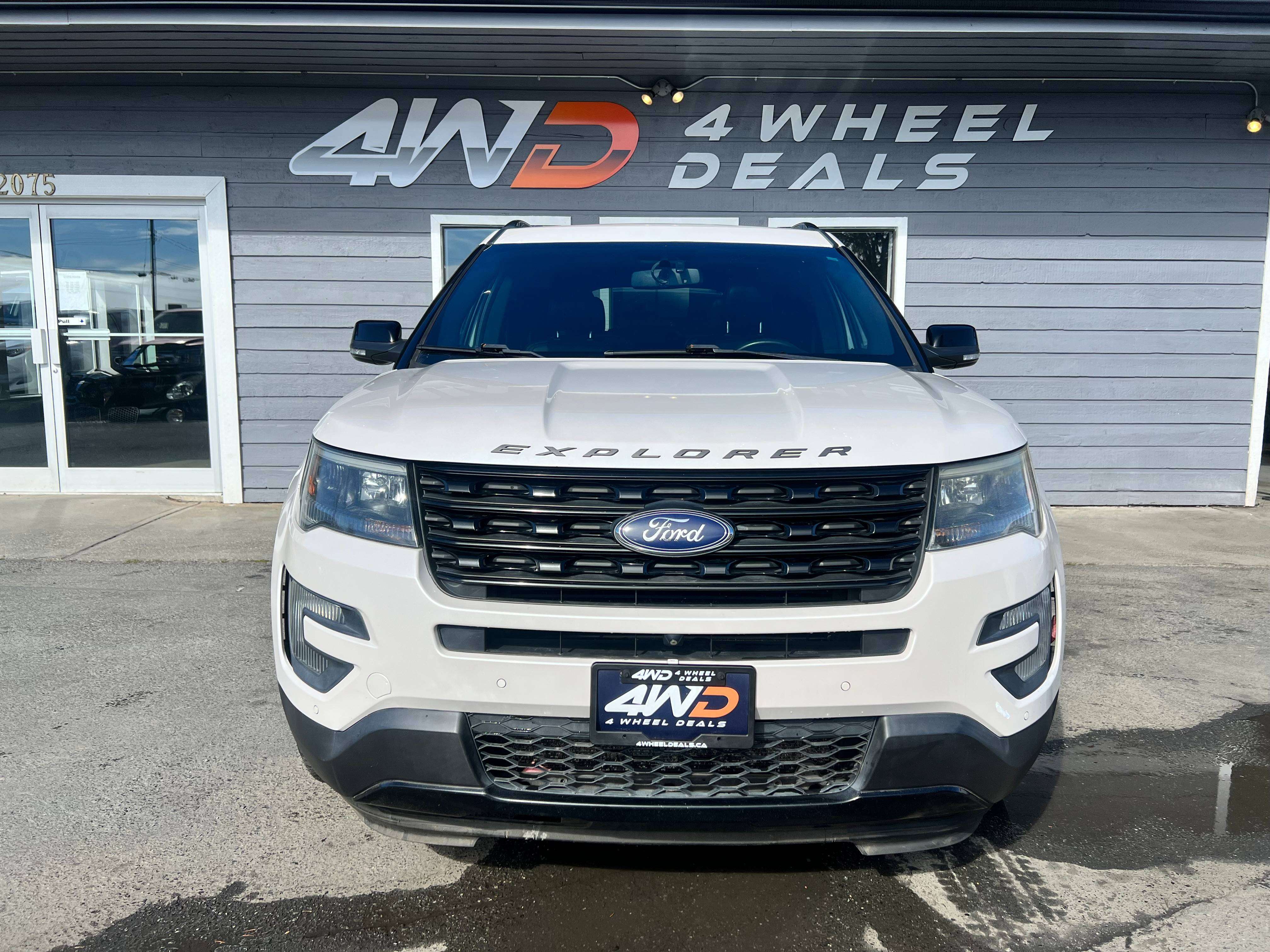 2016 Ford Explorer