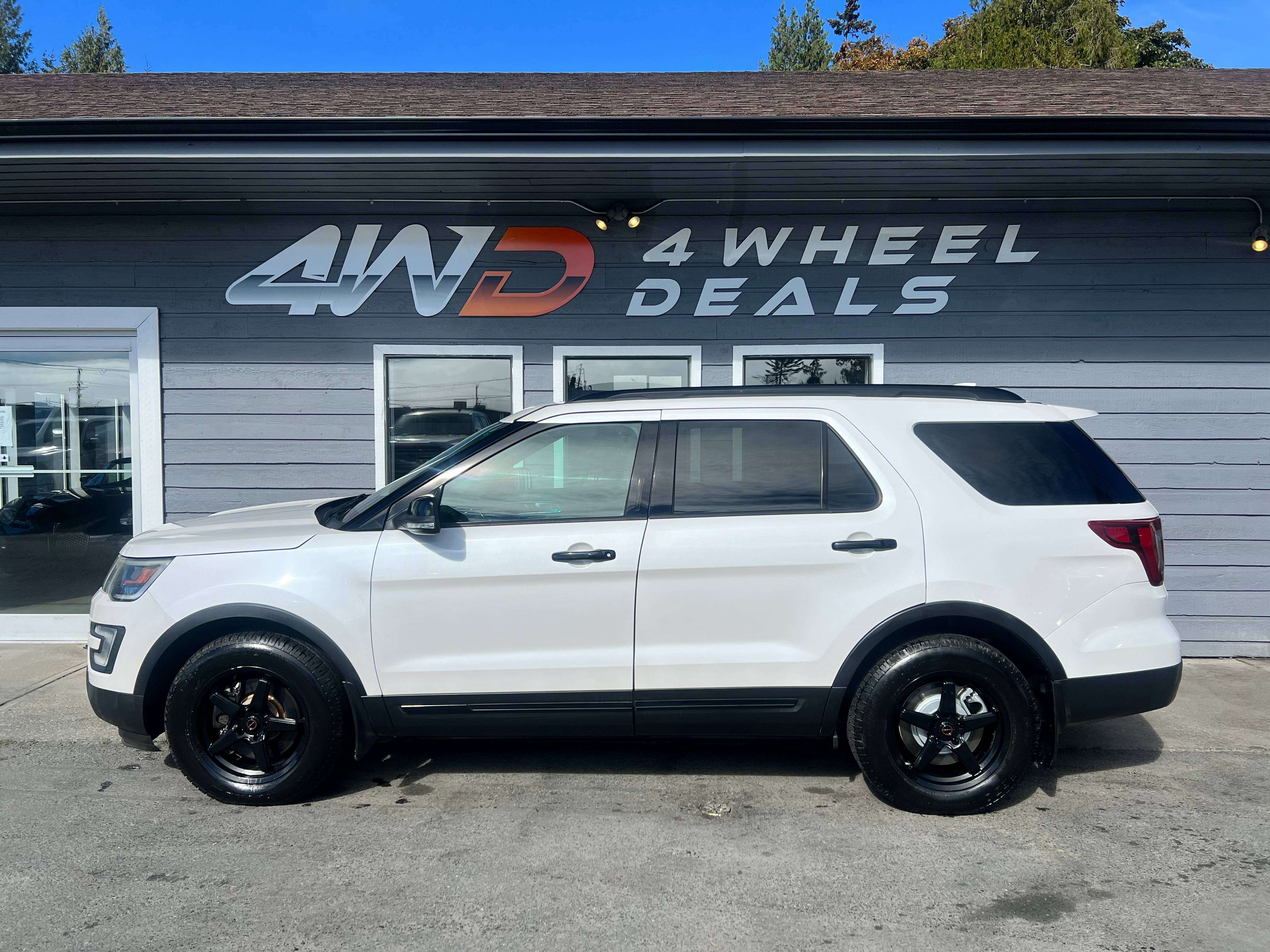 2016 Ford Explorer