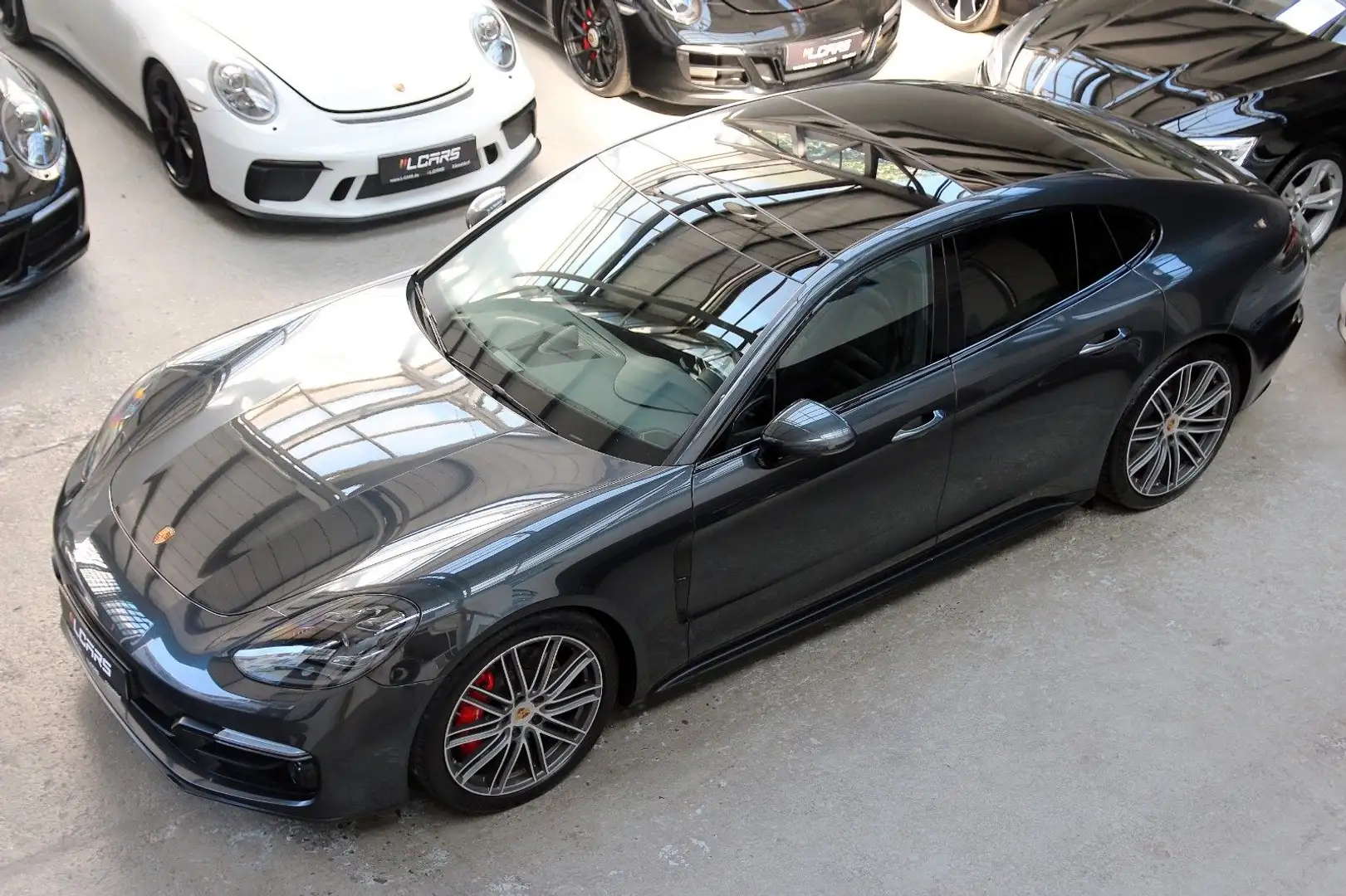 Porsche Panamera GTS 18Wege Burmester Pano ACC 360° 21" Grau - 1