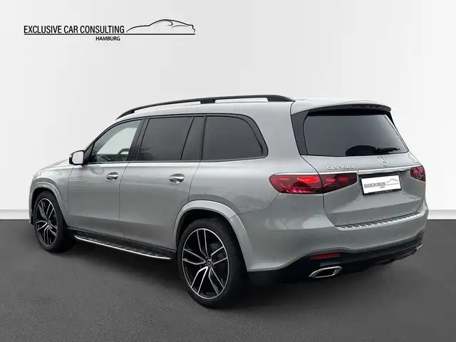 Mercedes-Benz GLS Class view 4