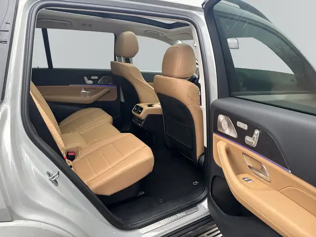 Mercedes-Benz GLS Class view 11