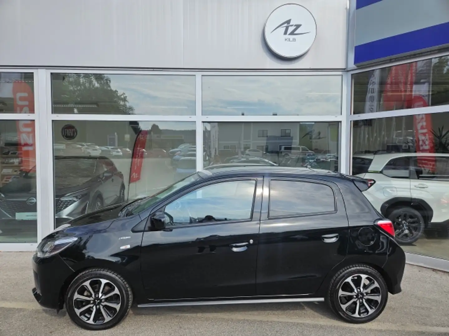 Mitsubishi Space Star 1,2 Invite Schwarz - 1