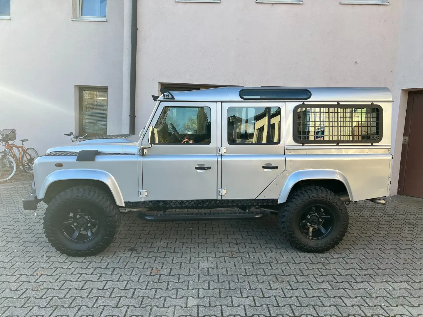 Land Rover Defender Defender 5-Türer 110 Station Wagon S Silber - 2