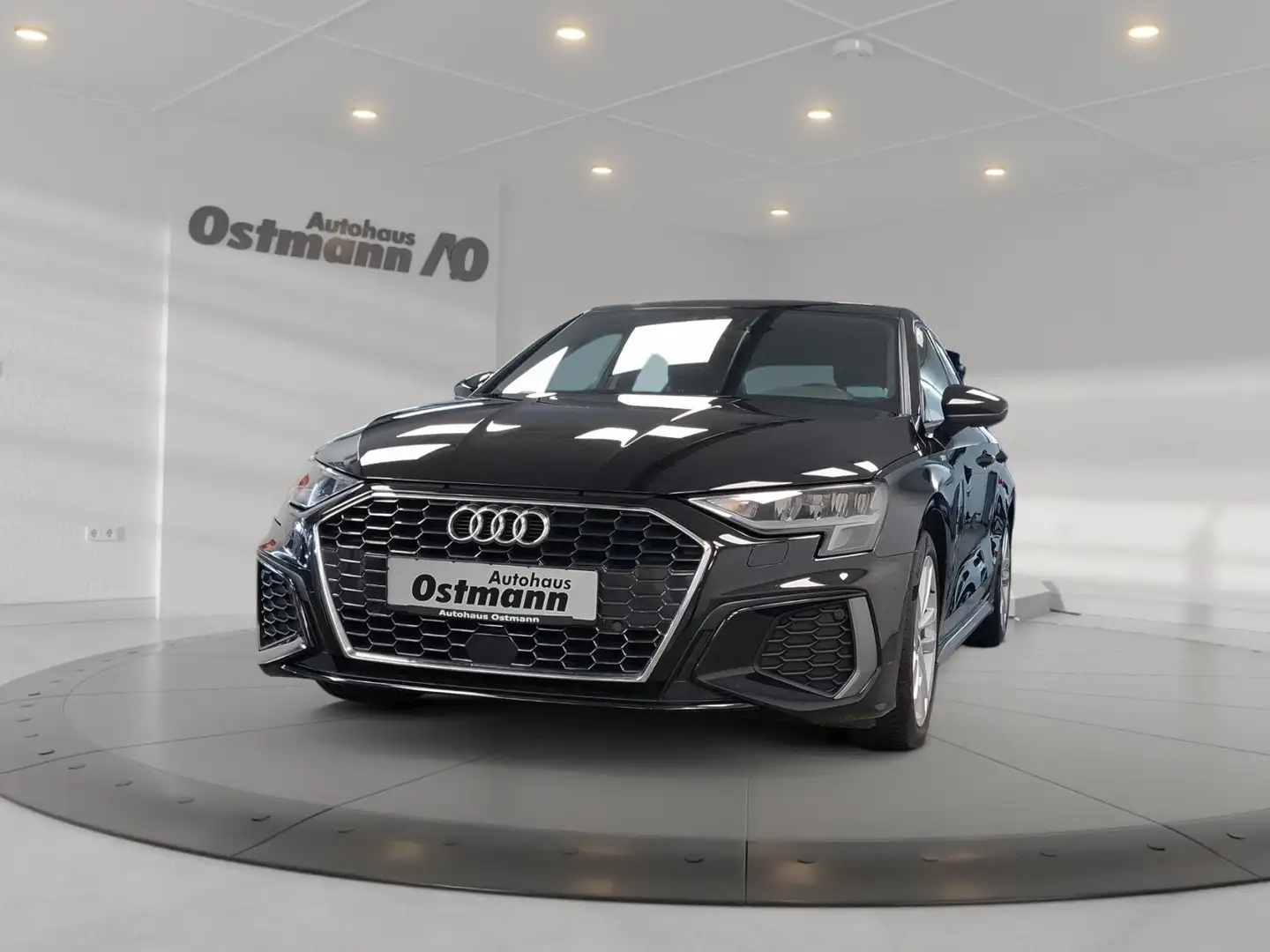 Audi A3 Sportback 35 TDI S-Line ACC el.Heck KeyLess SHZ Schwarz - 2