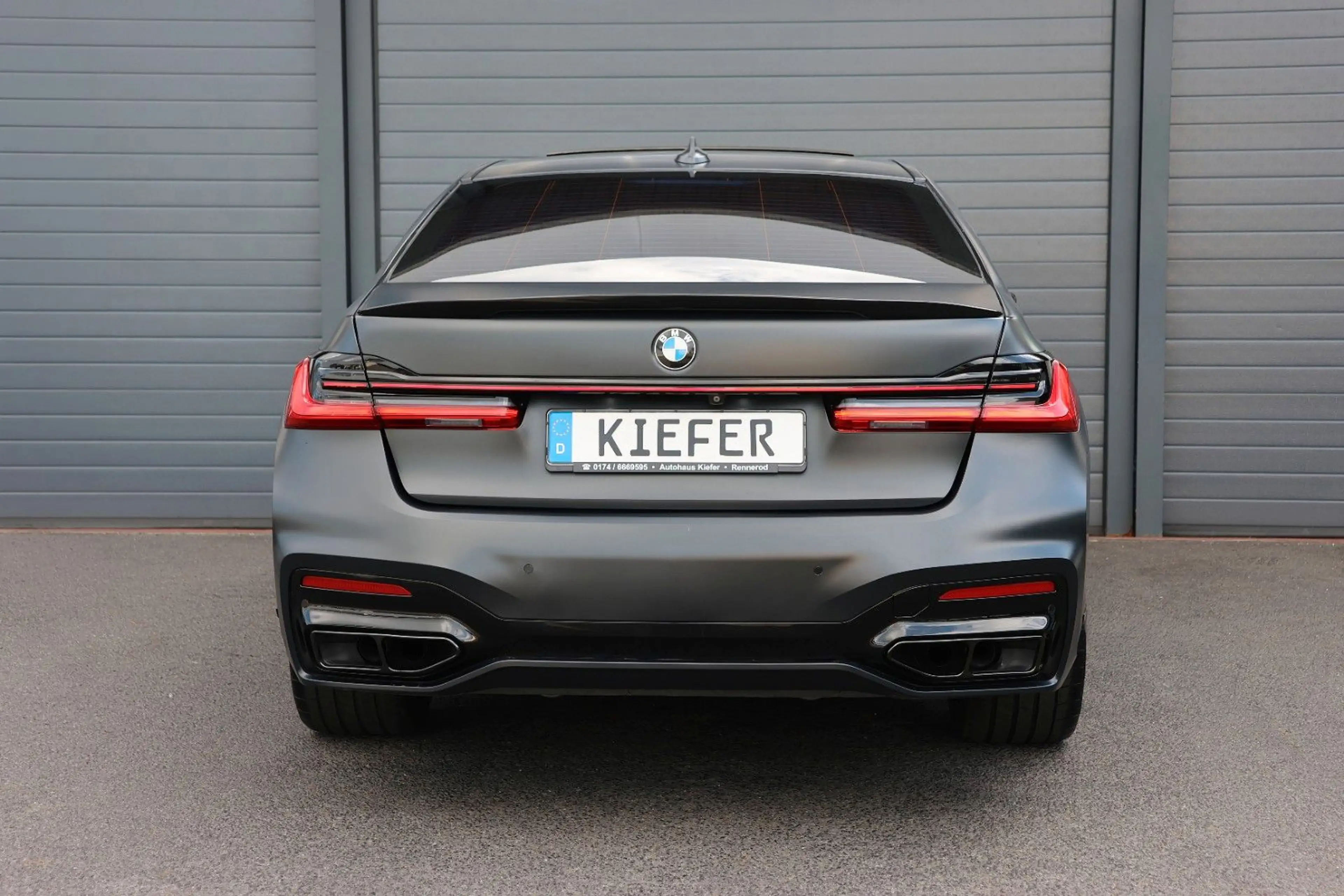 BMW 750 Li M/HUD/SkyLounge/H&K/MASSAGE/4xSHZ/4xSBL/21 — photo 6