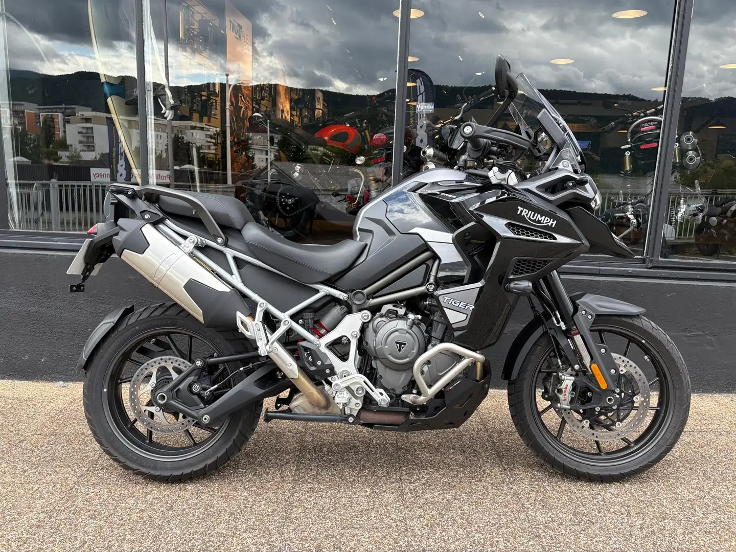 Triumph Tiger 1200 - 1