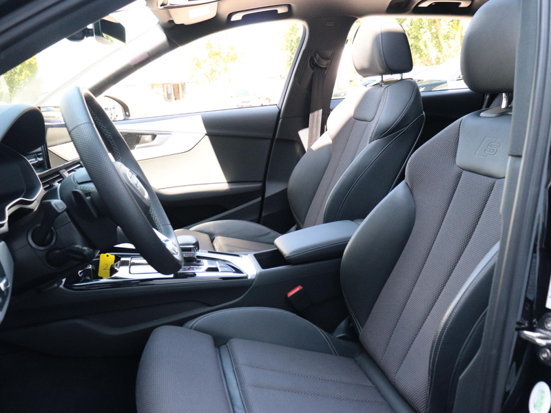 Audi A4 Avant 40 TFSI S edition Competition | Panoramadak — photo 9