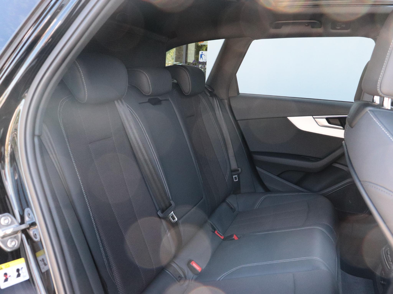 Audi A4 Avant 40 TFSI S edition Competition | Panoramadak — photo 11