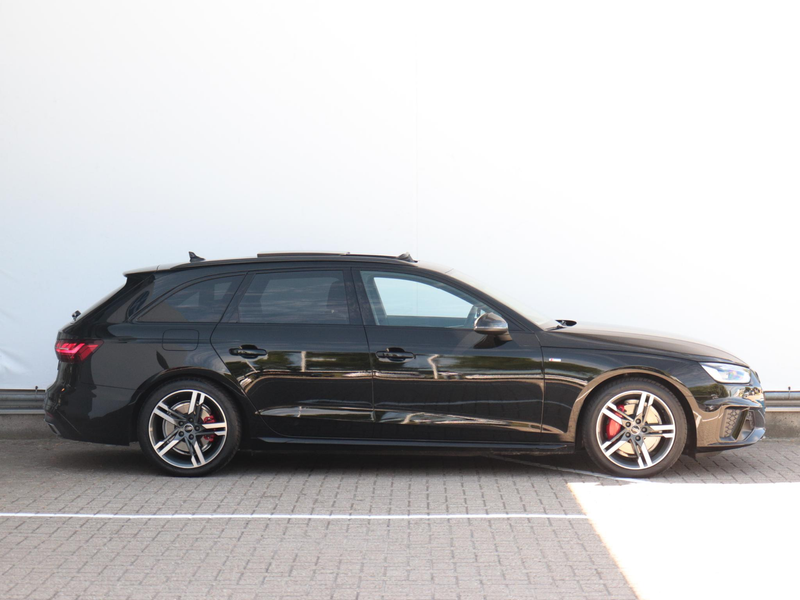 Audi A4 Avant 40 TFSI S edition Competition | Panoramadak — photo 3
