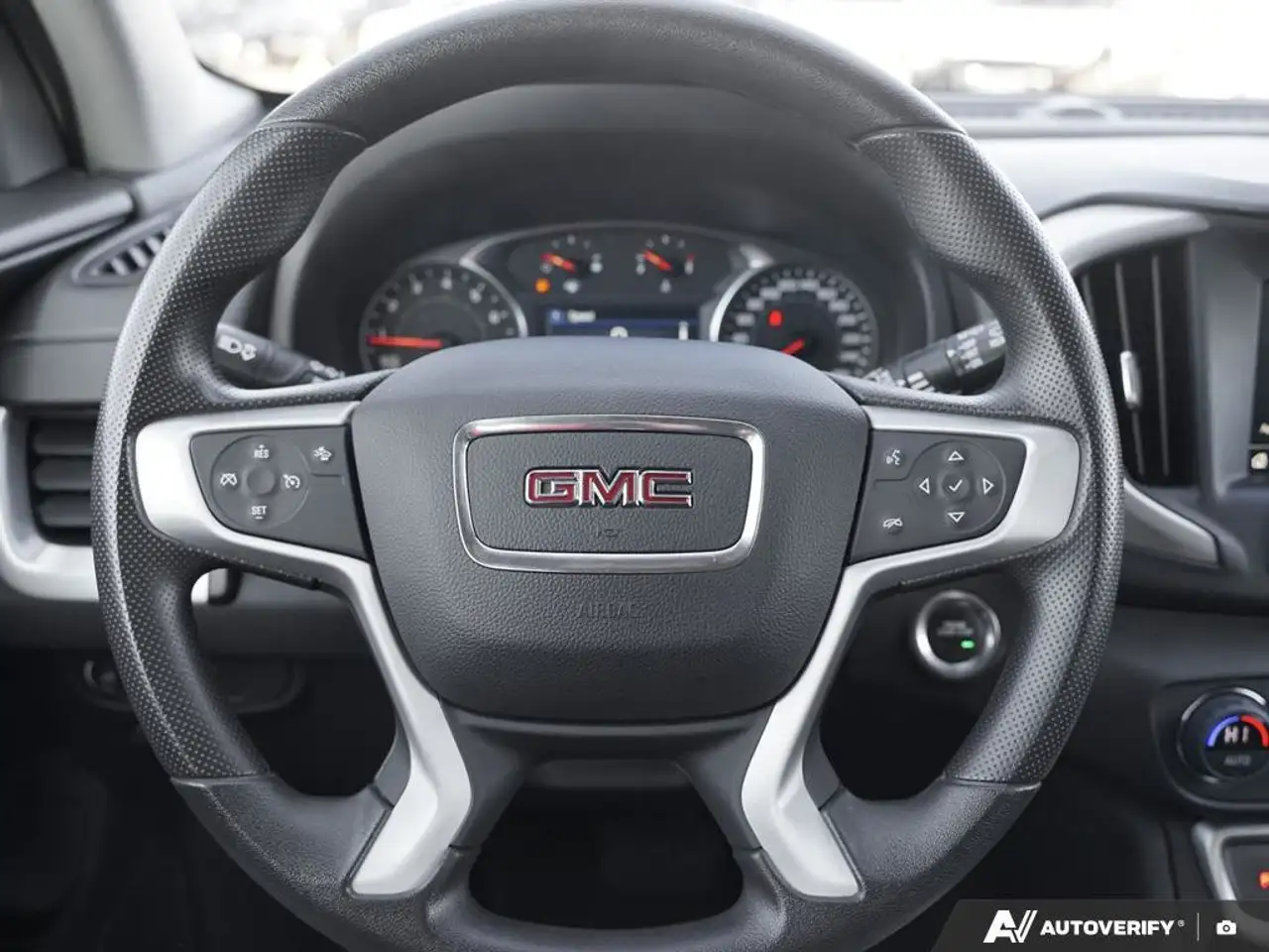 GMC Terrain снимка GMC Terrain