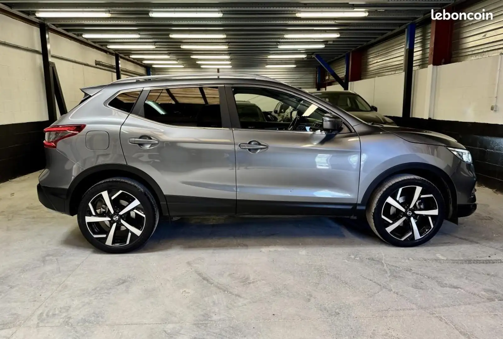 Nissan Qashqai+2 II Phase 2 (Facelift) 1.6 i DIG-T 163 ch Essence T Grigio - 2