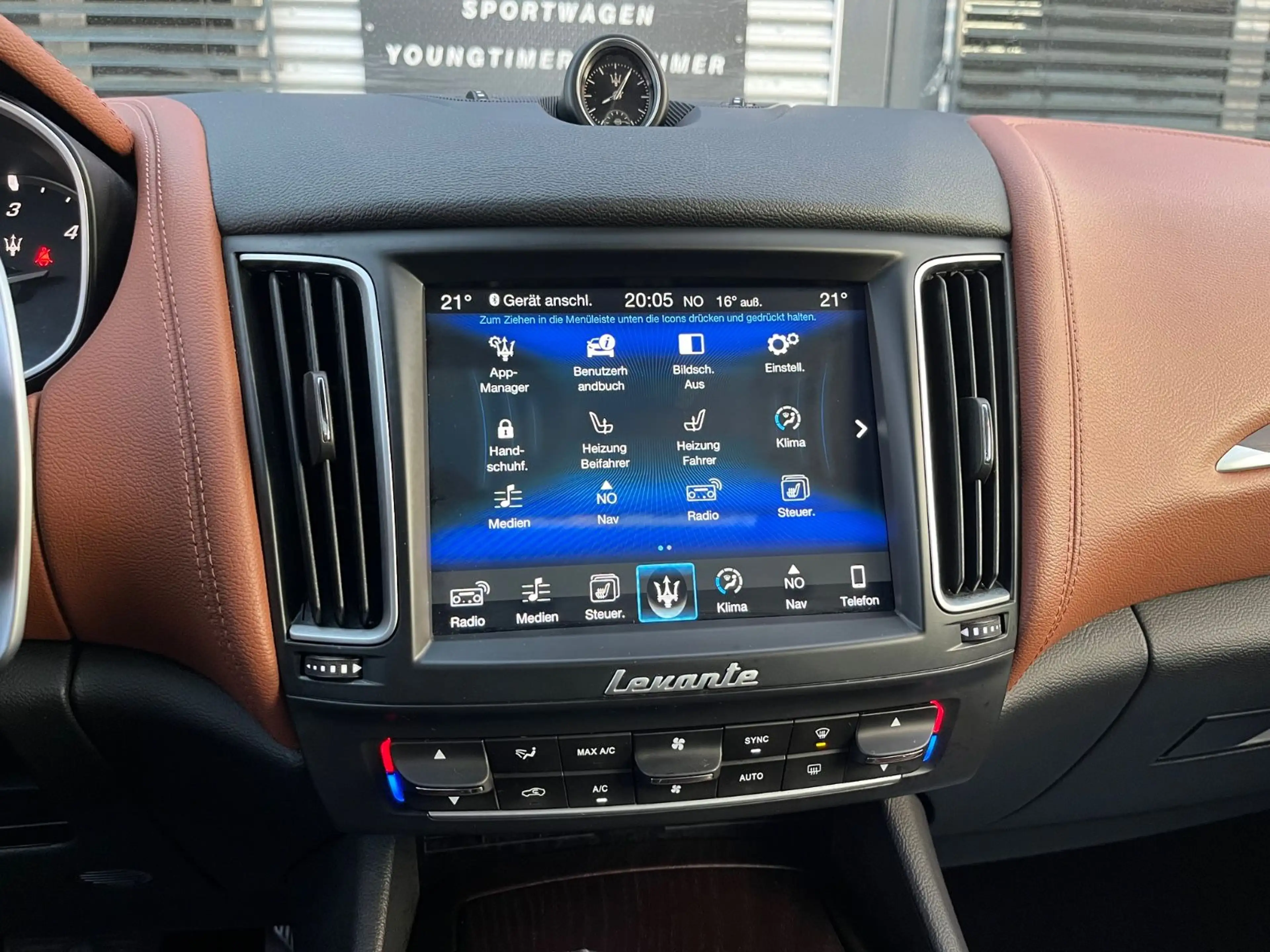 Maserati Levante GRANLUSSO*BRAUN-LEDER*PANO*TOTWINKEL*KAM — photo 14