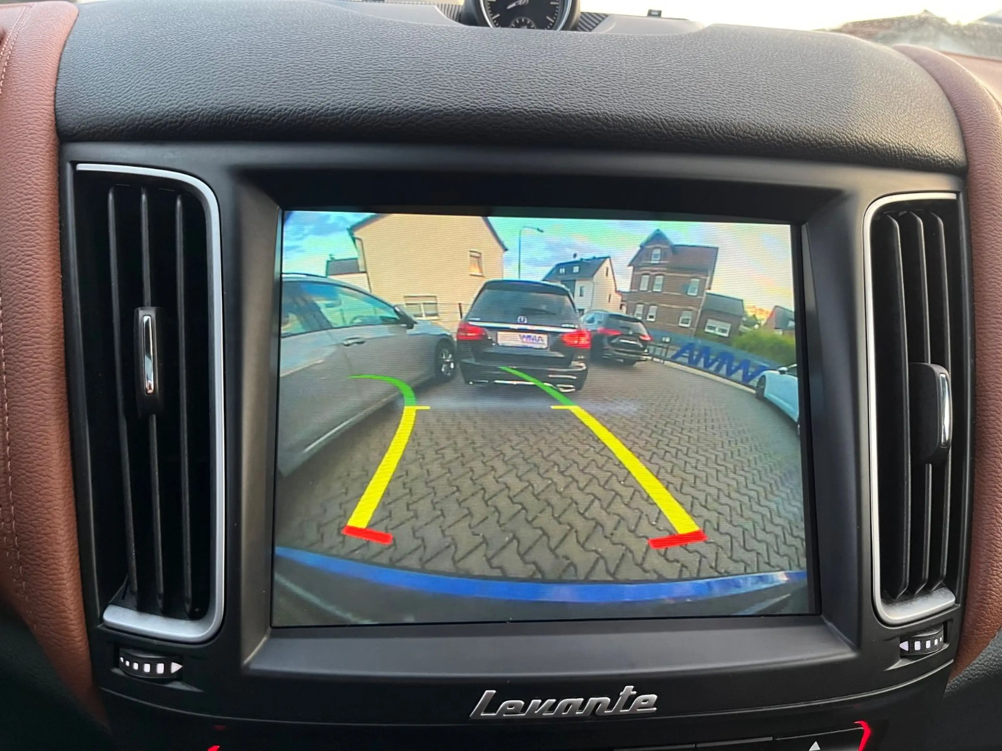 Maserati Levante GRANLUSSO*BRAUN-LEDER*PANO*TOTWINKEL*KAM — photo 12