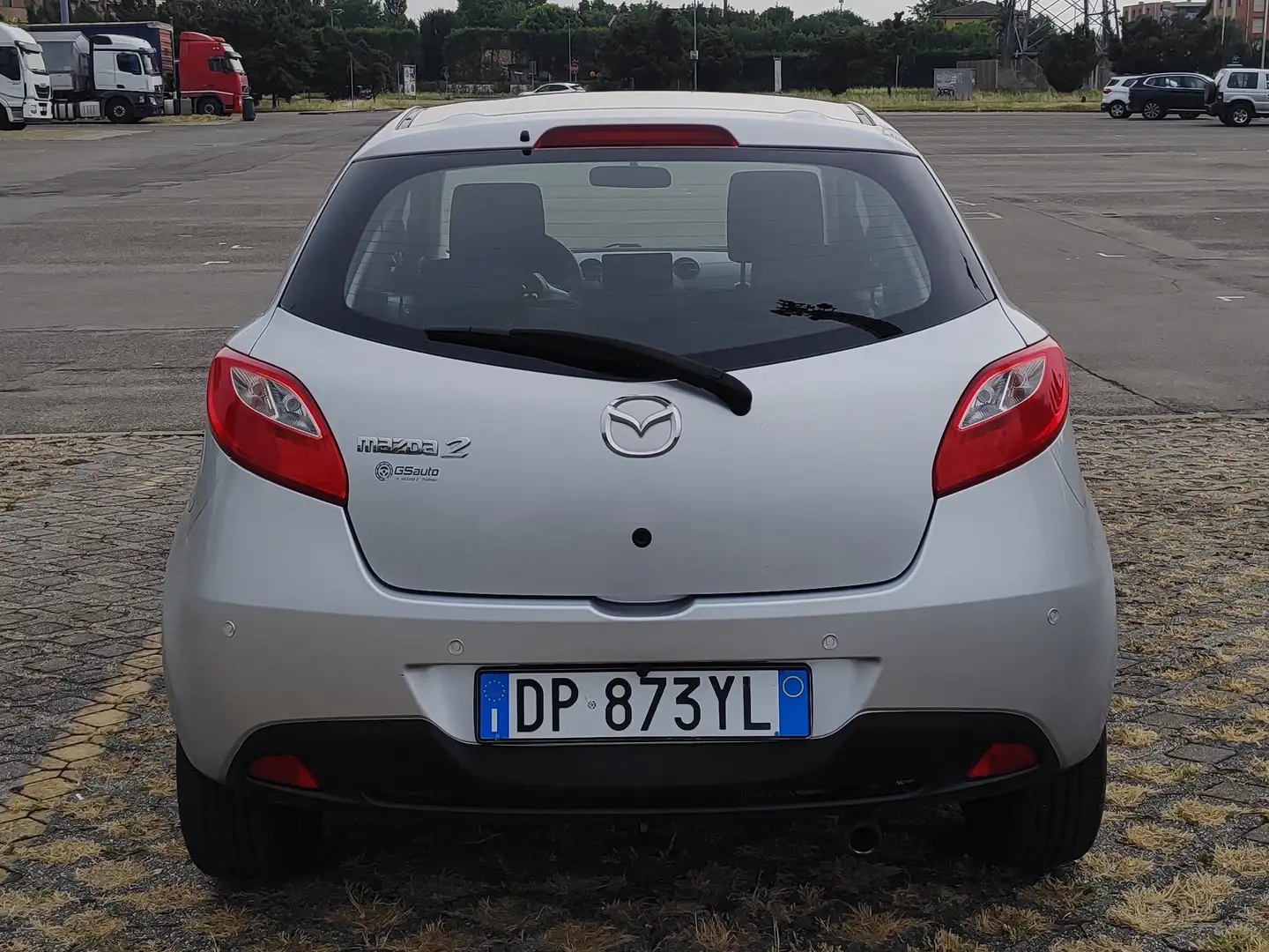 Mazda 2 2 5p 1.3 Easy 75cv Argento - 1