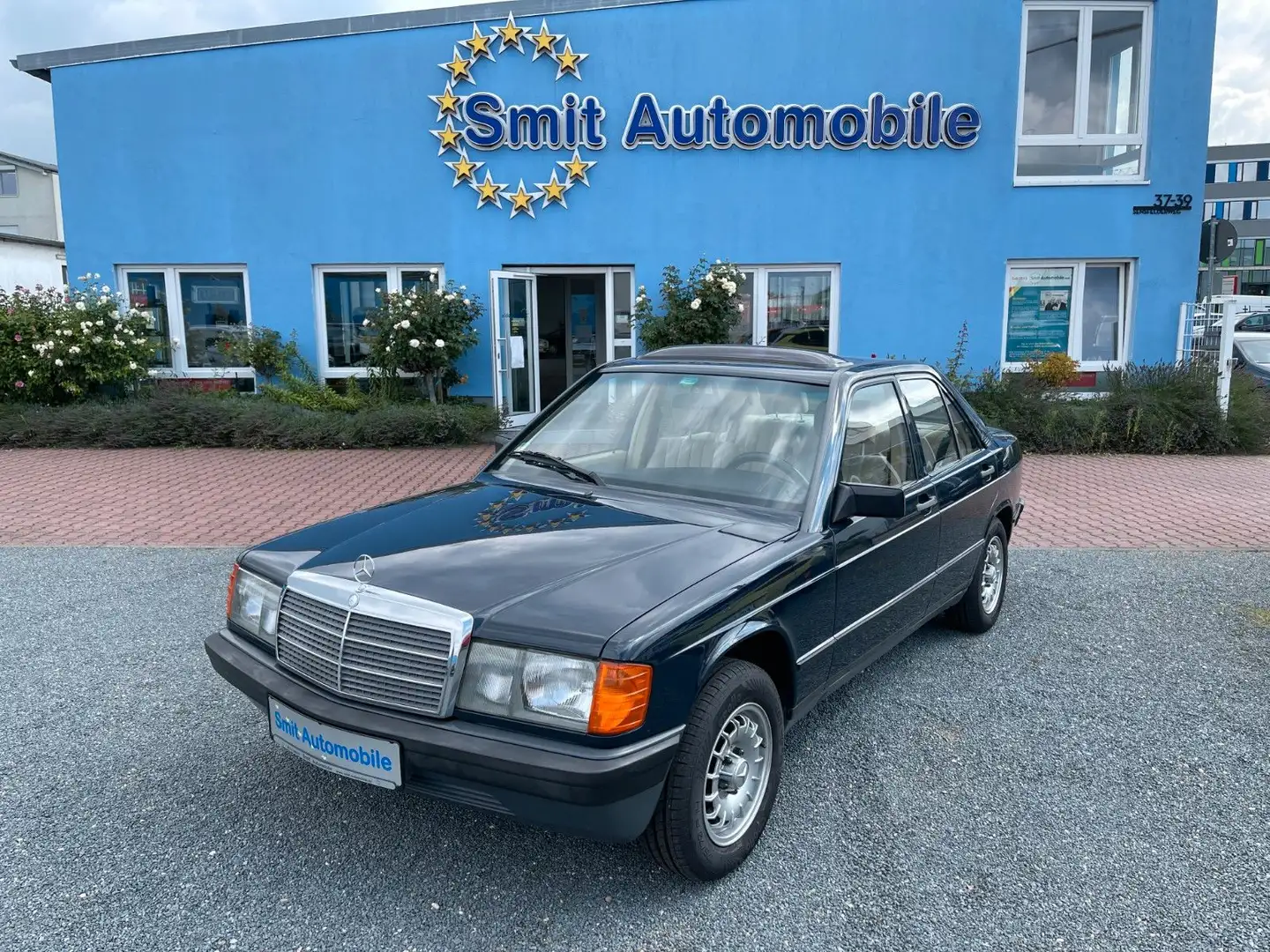 Mercedes-Benz 190 E 2,0 W201 Automatik Sammlungsauflösung Blau - 1