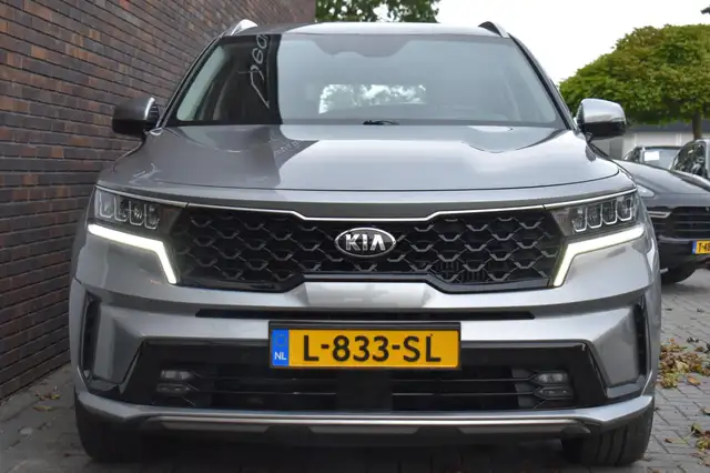 Kia Sorento view 5