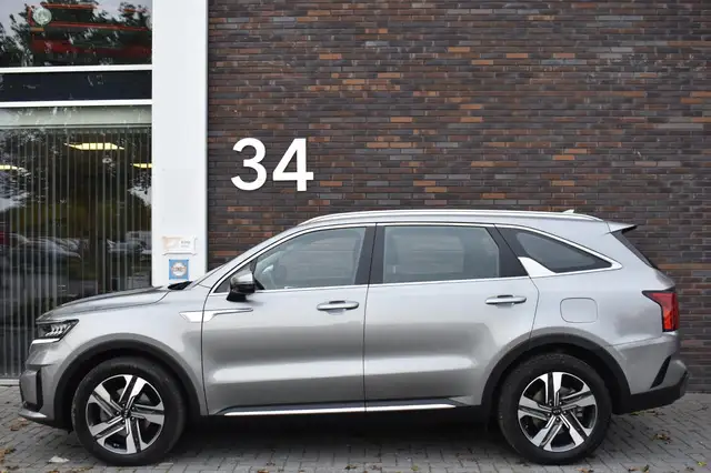 Kia Sorento view 8