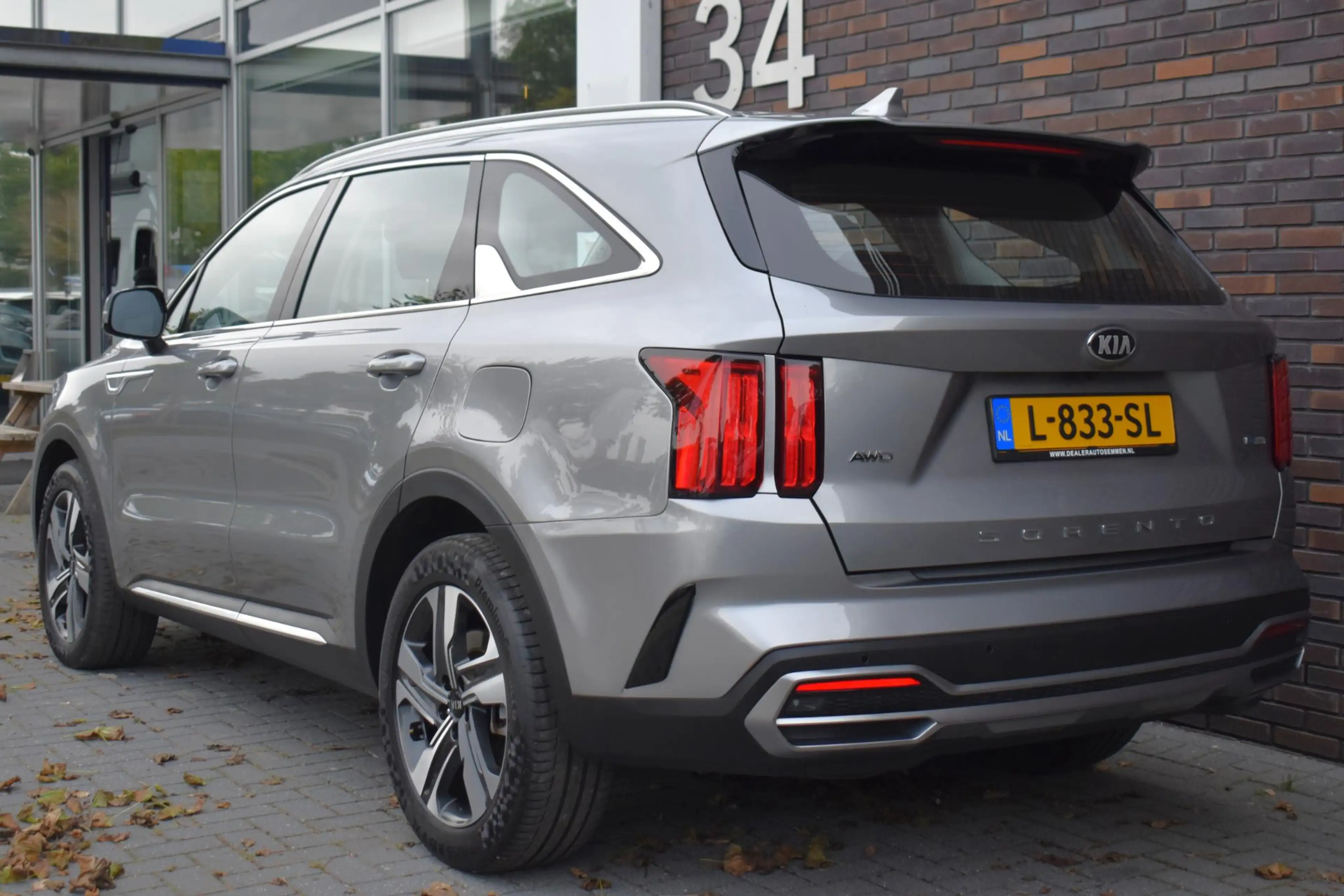 Kia Sorento 1.6 T-GDI Plug-in Hybrid 4WD ComfortLine 5p. — photo 2