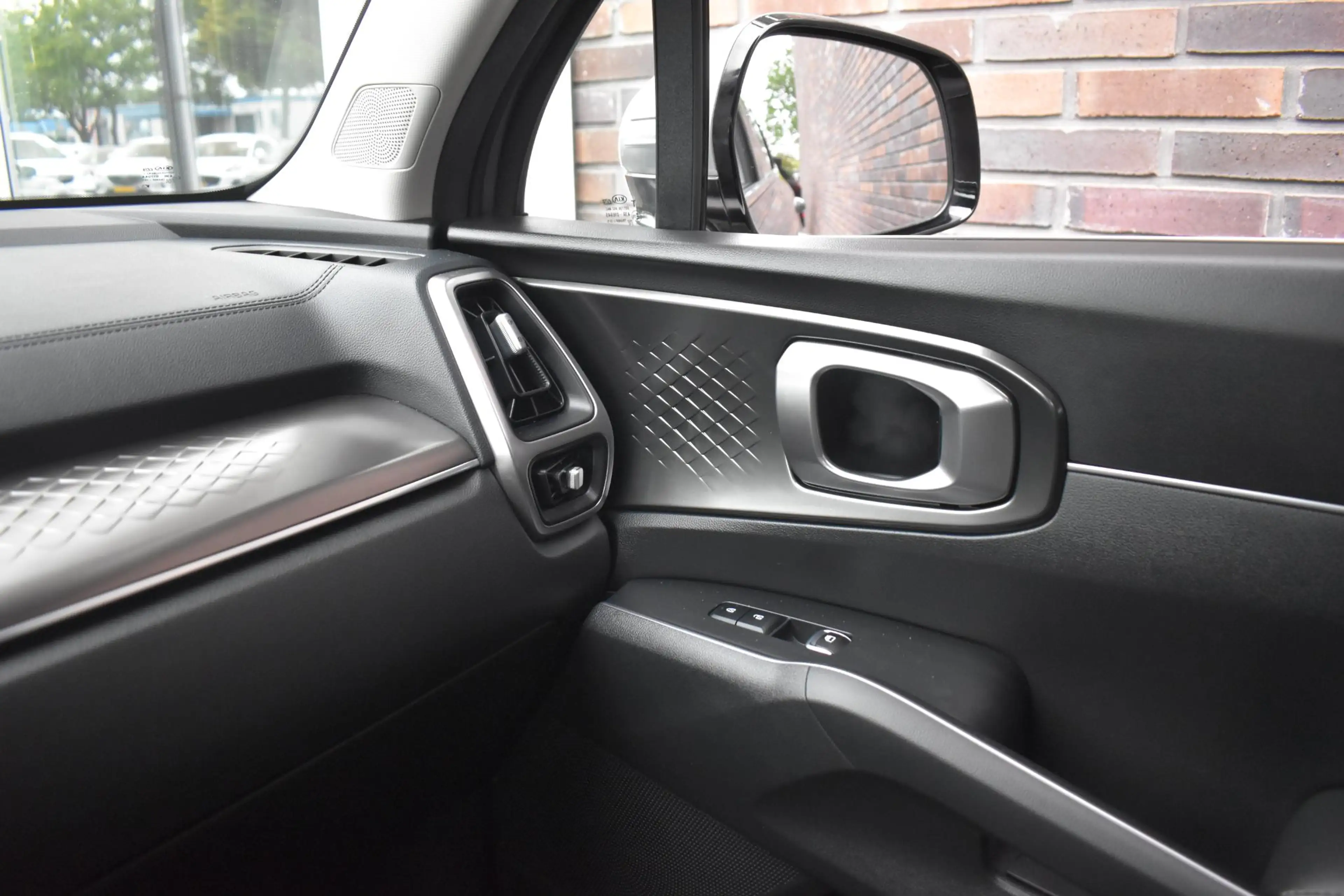 Kia Sorento 1.6 T-GDI Plug-in Hybrid 4WD ComfortLine 5p. — photo 34
