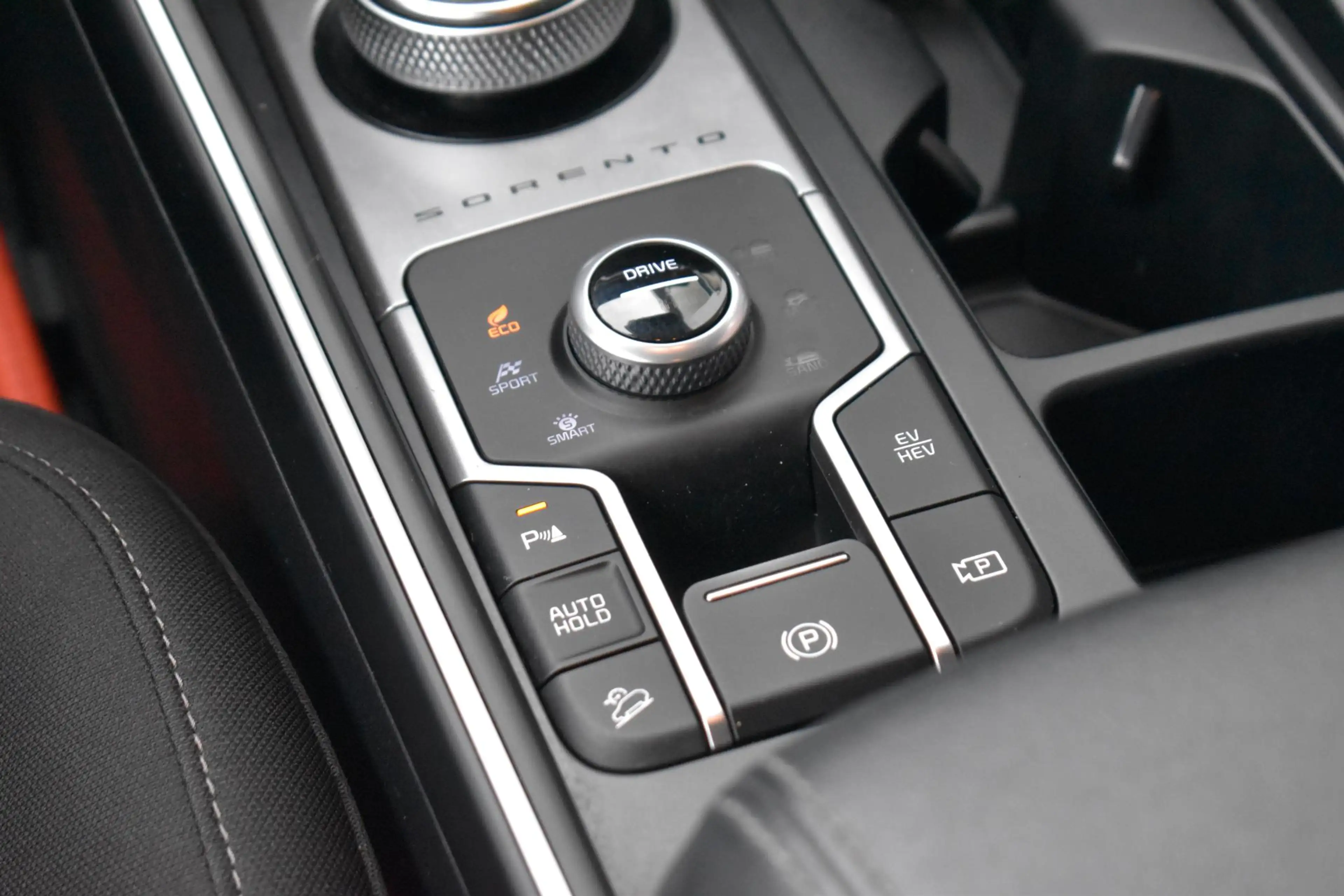 Kia Sorento 1.6 T-GDI Plug-in Hybrid 4WD ComfortLine 5p. — photo 21