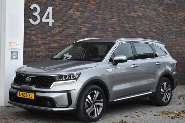Kia Sorento view 3