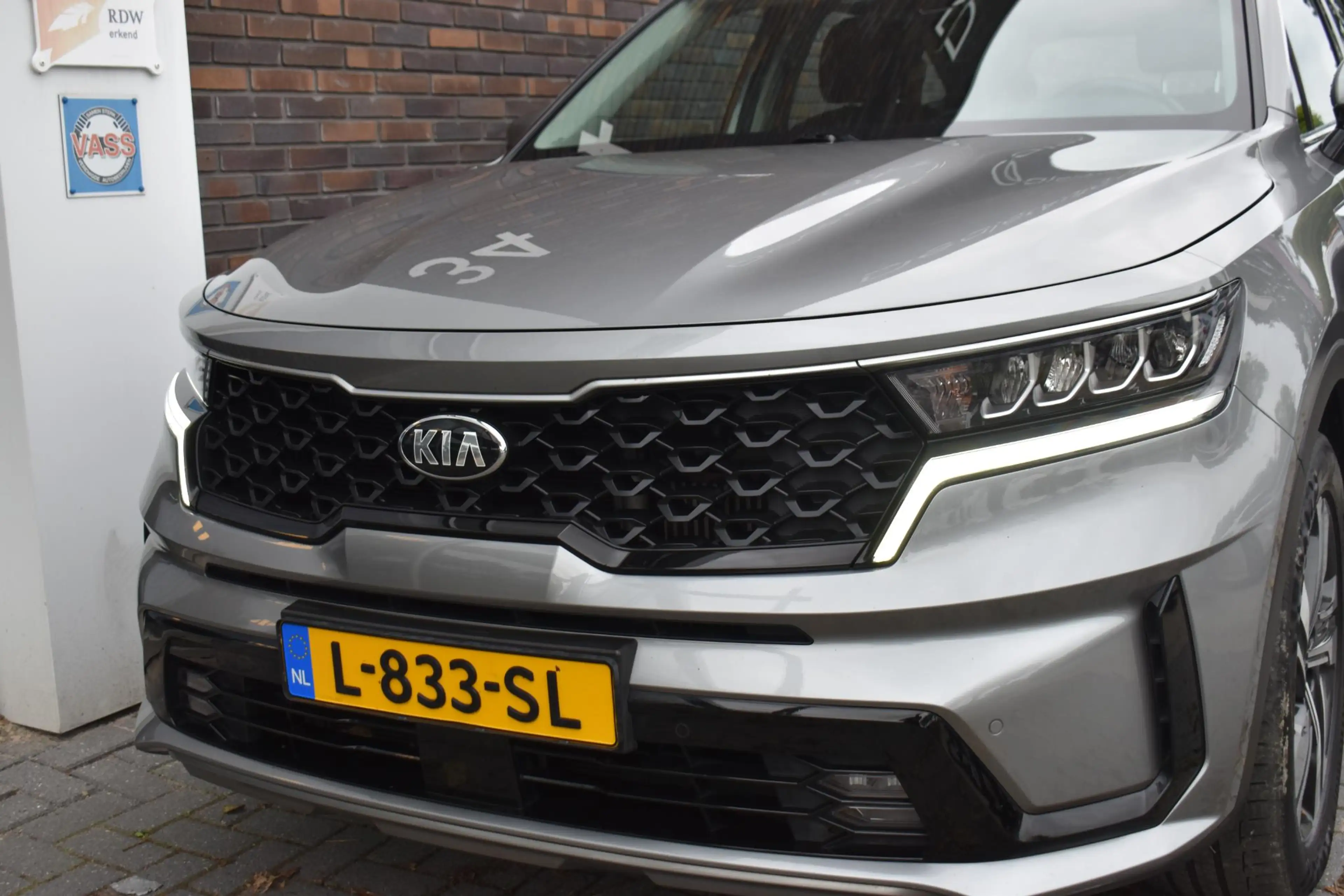 Kia Sorento 1.6 T-GDI Plug-in Hybrid 4WD ComfortLine 5p. — photo 42