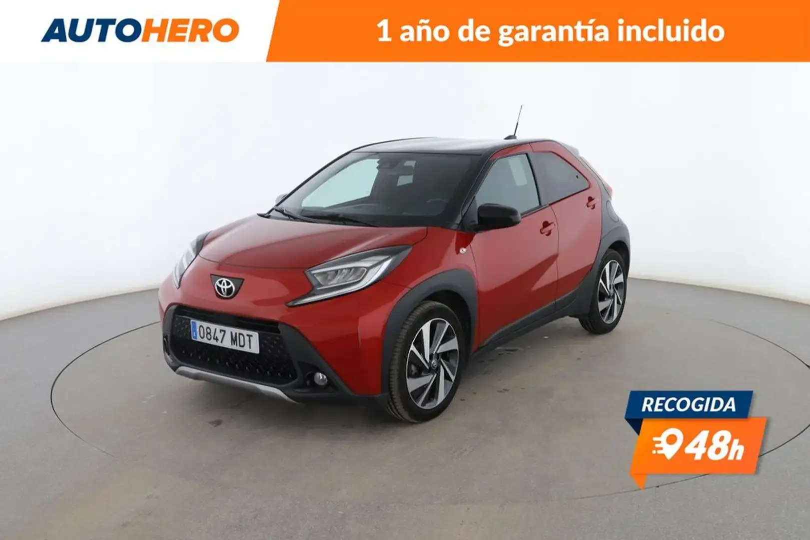 Toyota Aygo 1.0 Play Amarillo - 1