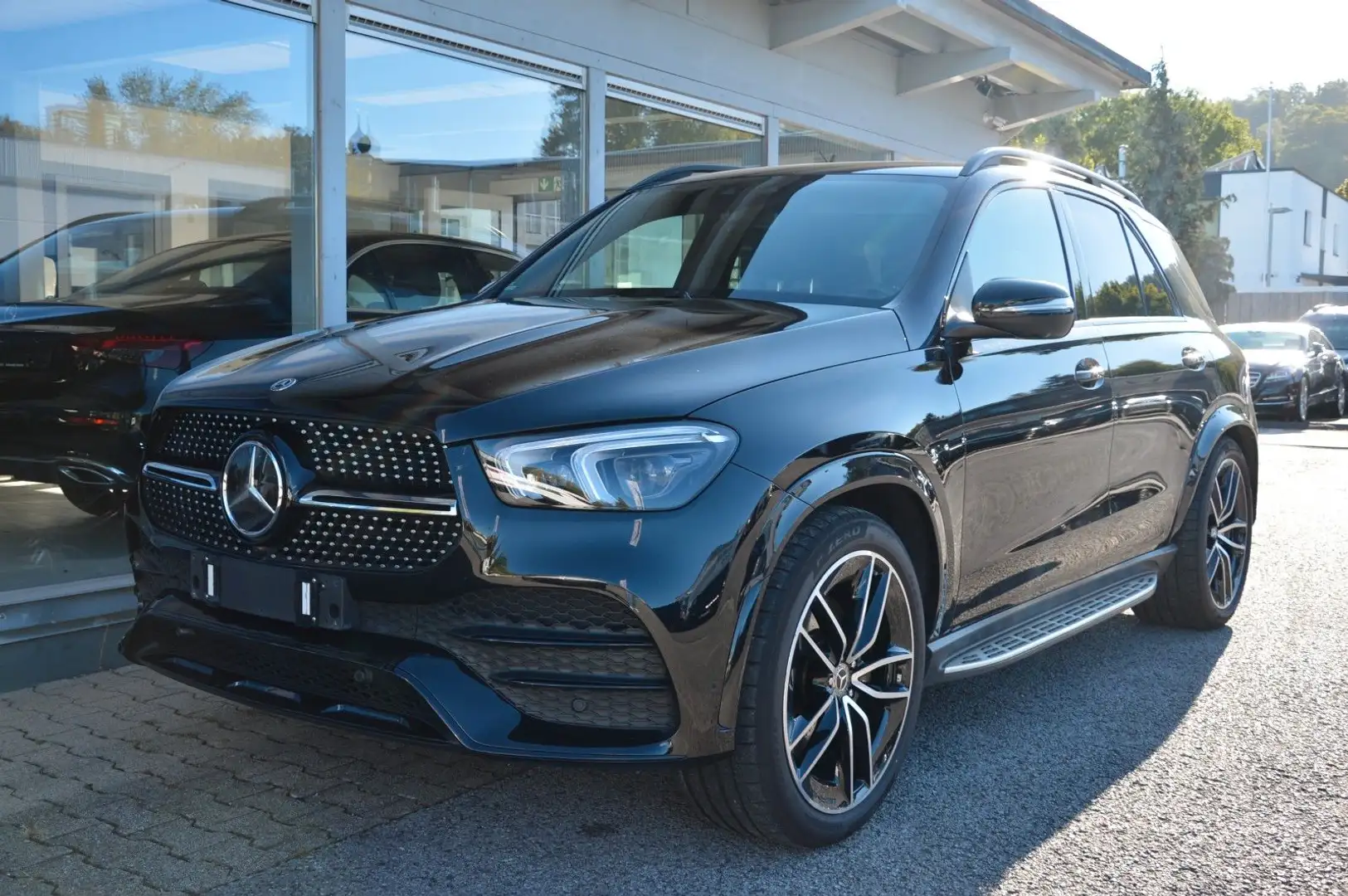 Mercedes-Benz GLE 350 d 4M*AMG*NIGHT*STHZ*DIST*360*AHK*HUD*MBUX Schwarz - 1